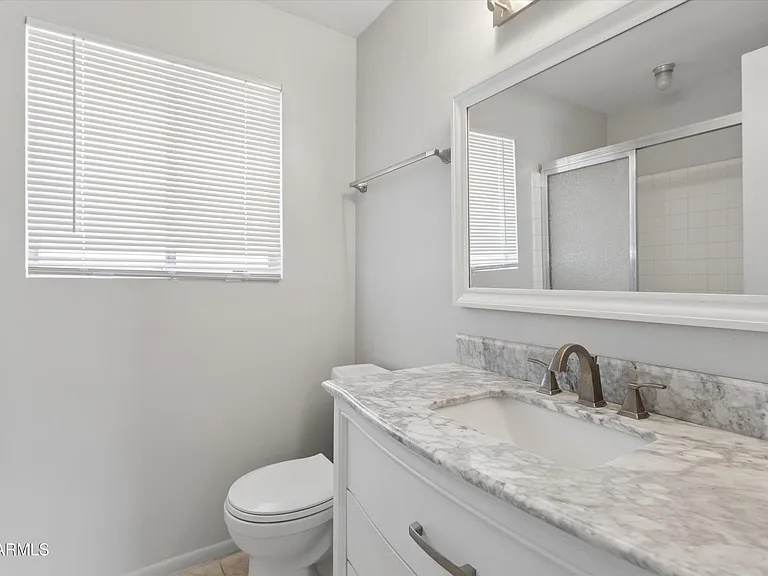 3308 E Camelback Rd — Photo 15