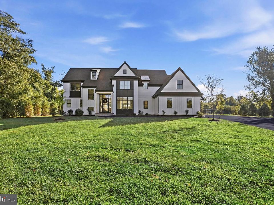 1st image of 1337 Valley Rd
