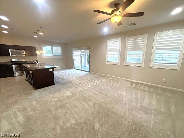 121 Elm Reed Ave — Photo 7