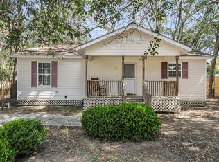 738 Spark St, Mount Pleasant, SC 29464