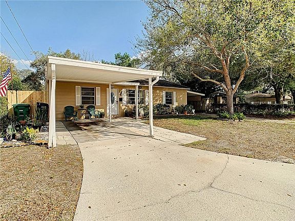 3rd image of 9511 N Highland Ave