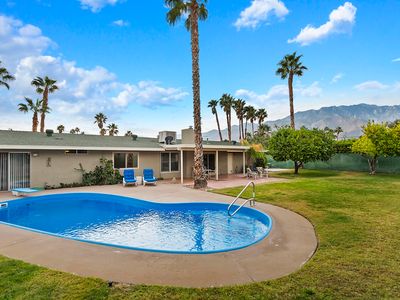 2860 E Ventura Rd, Palm Springs, CA, 92262