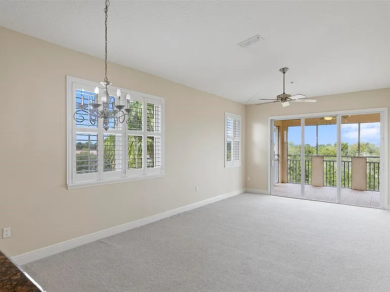 35 Riverview Bnd S #1841 — Photo 8