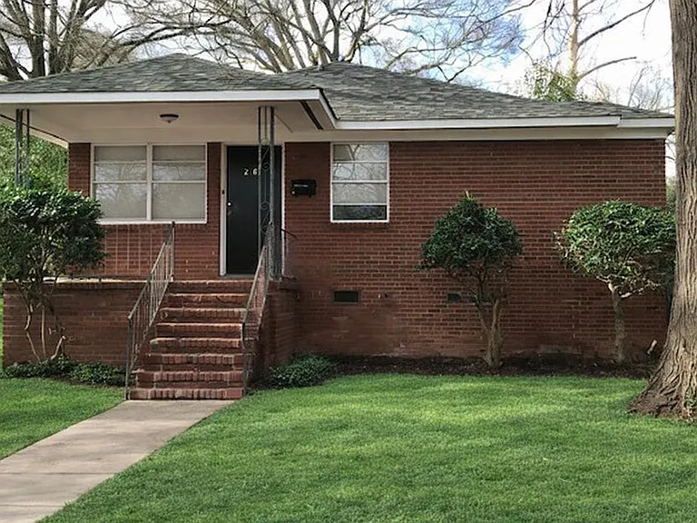 Thurmond Pl — Photo 1