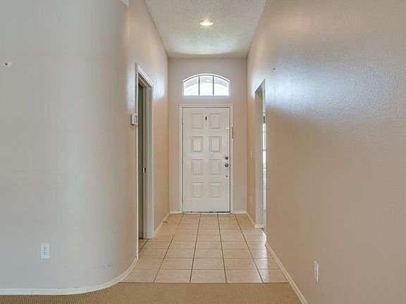 4th image of 377 Tavernier Cir