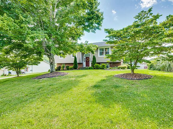 2nd image of 128 Valley Crest Dr