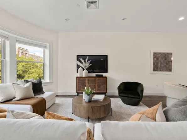 1471 Beacon St APT 7, Brookline, MA 02446