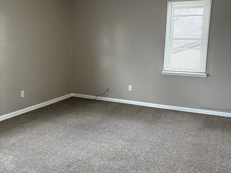 5800 Newport St #4 — Photo 11