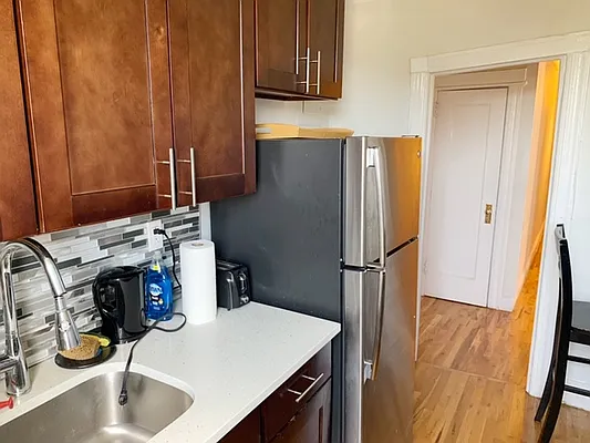 Rented by Empire Valley | media 9