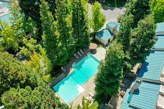 430 Galleria Dr — Photo 26