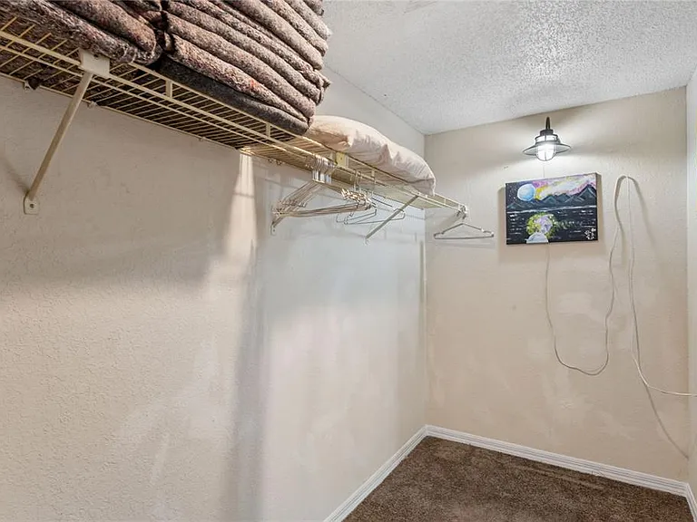 20424 Marguerite Rd — Photo 52