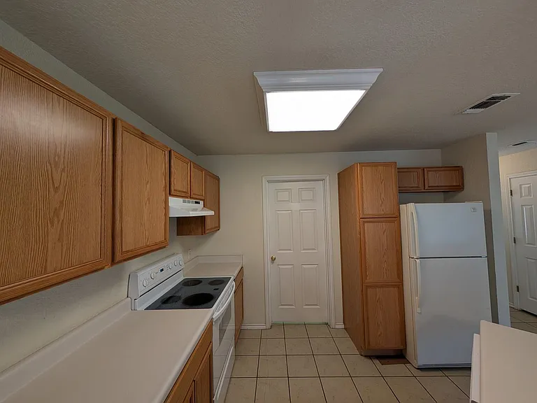 3014 Green Mountain Dr — Photo 12