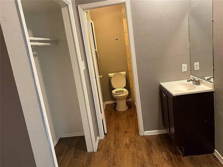 8919 Galewood Dr — Photo 14