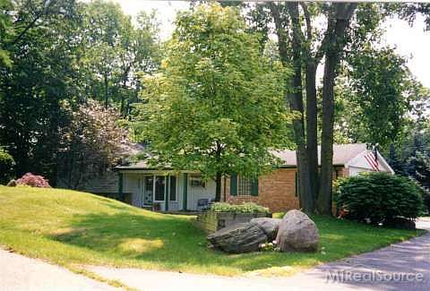 1st image of 330 Pinnacle Ct
