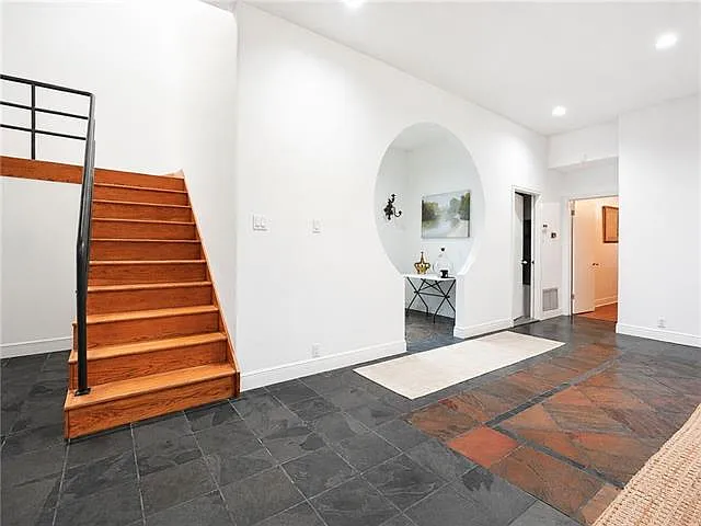 3704 Severn Ave — Photo 16