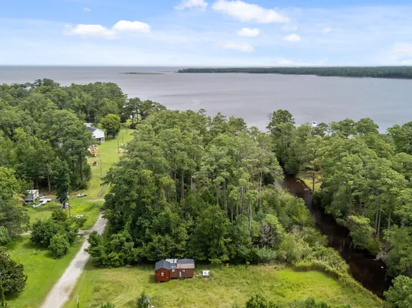 138 Neuse Drive, Beaufort, NC 28516