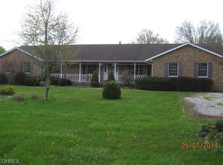 1032 Killian Rd, Akron, OH 44312