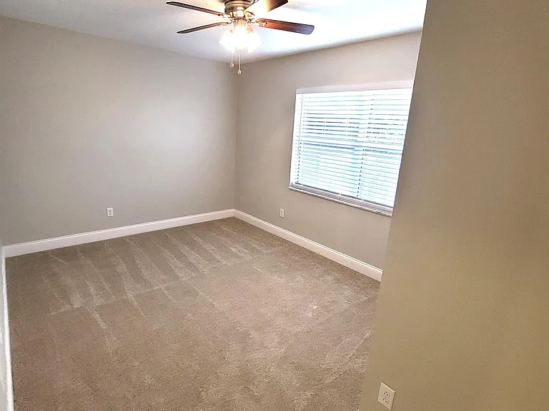 622 Green Meadow Ave — Photo 12