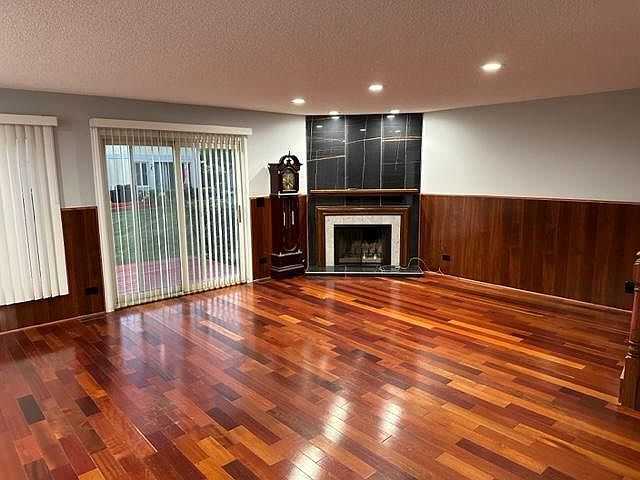 1st image of 298 Tanager Ct