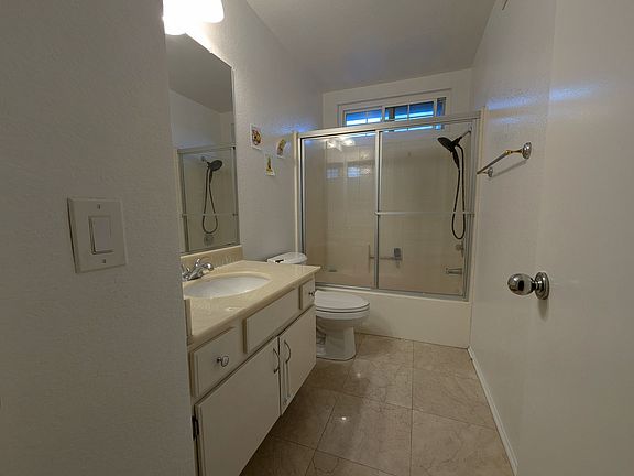 3rd image of 11527 Millbury Ct