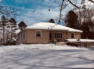 704 N Greece Rd, Rochester, NY 14626