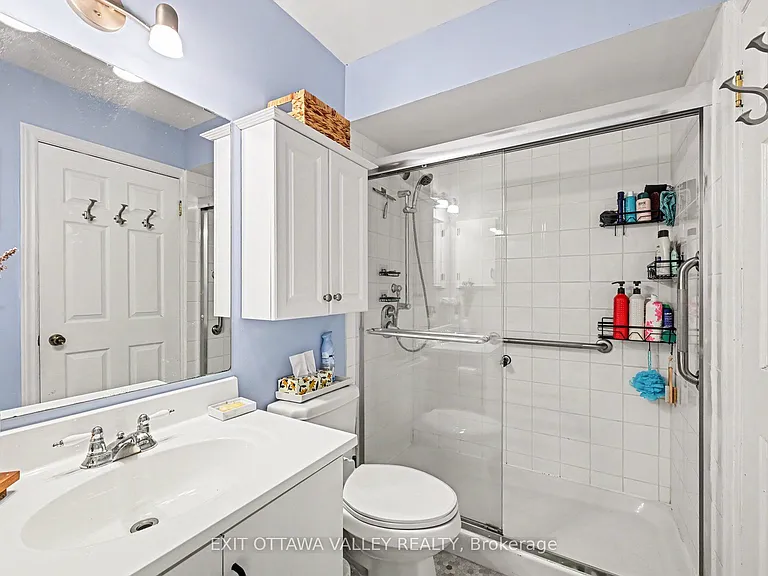 11 Maple Dr — Photo 7