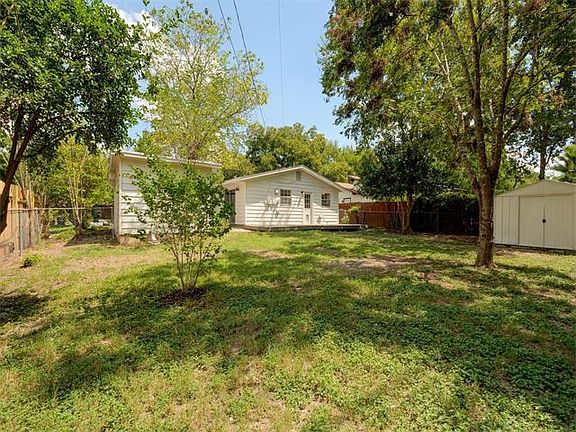 5th image of 3100 Birdwood Cir