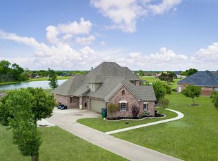 999 Cypress Point Dr, Gunter, TX 75058