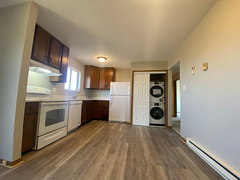 162 E Hillview Dr — Photo 5