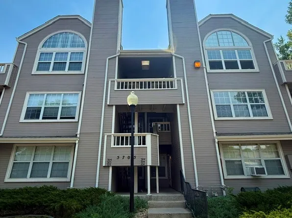 5705 W Atlantic Pl APT 204, Lakewood, CO 80227