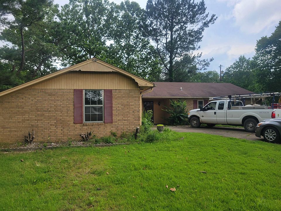 2nd image of 311 Lakewood Dr