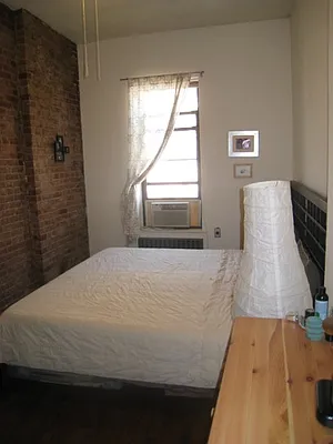 Rented by New Yorker Realty | media 18