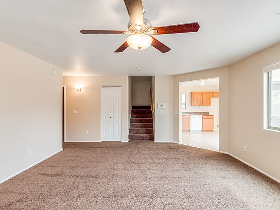 2nd image of 394 W Jersey Way