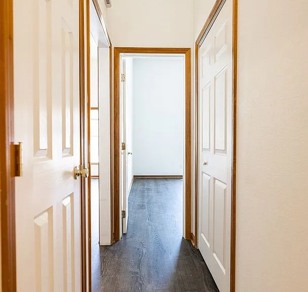 Pinnacle Heights Apartments — Photo 22