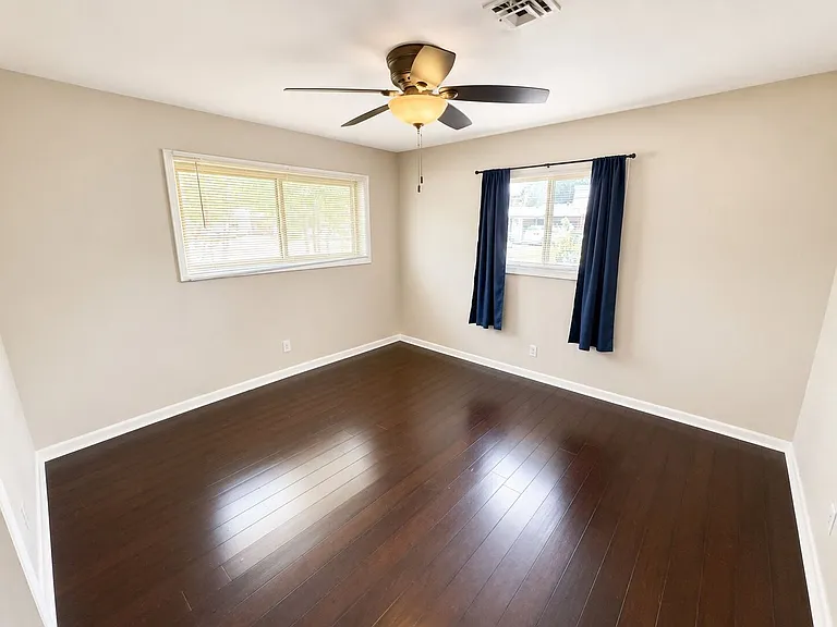 2905 Kirk Ln — Photo 4