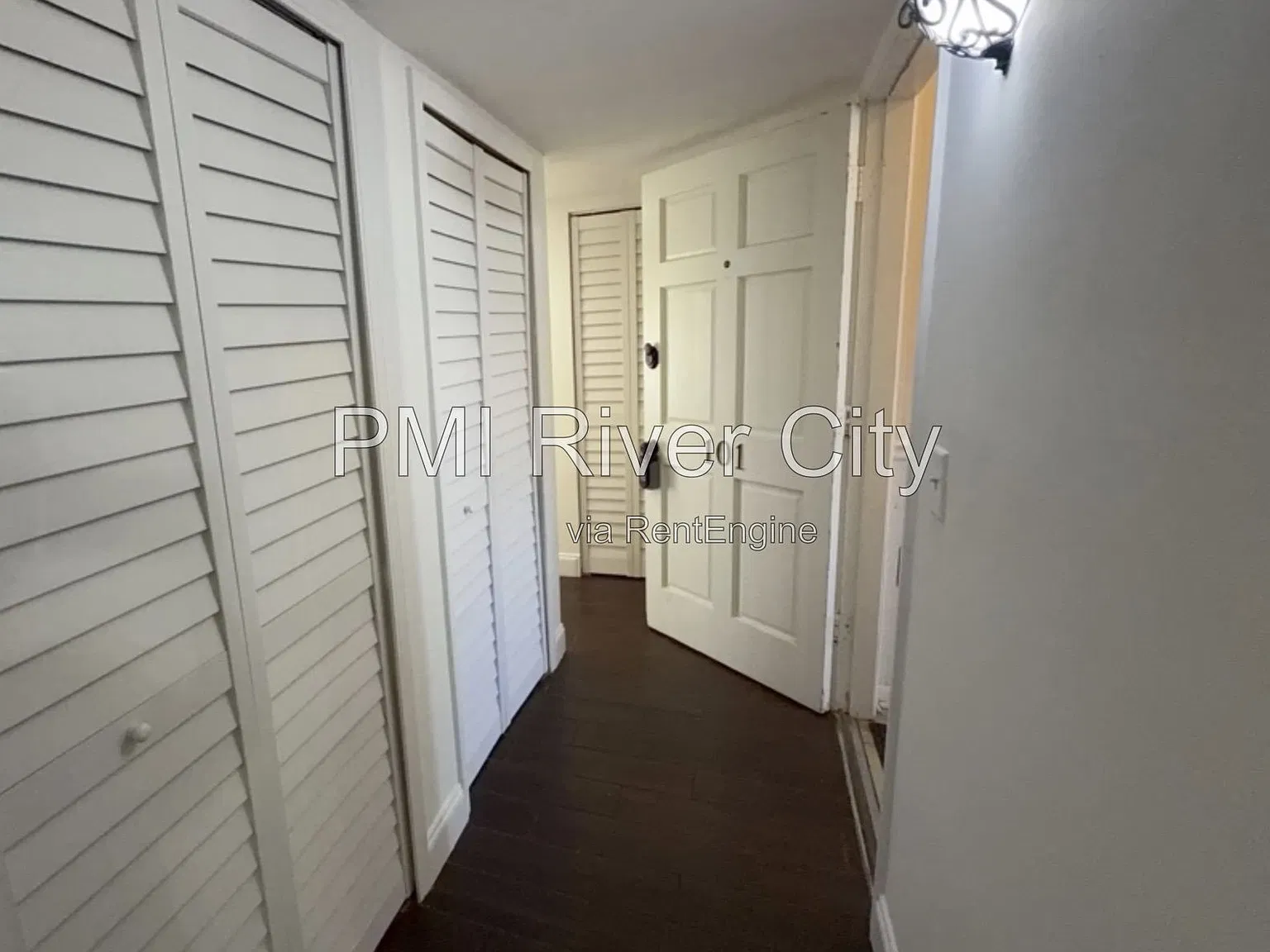 3 bed, 2.0 bath, 1379 sqft, $1,700 — Photo 4