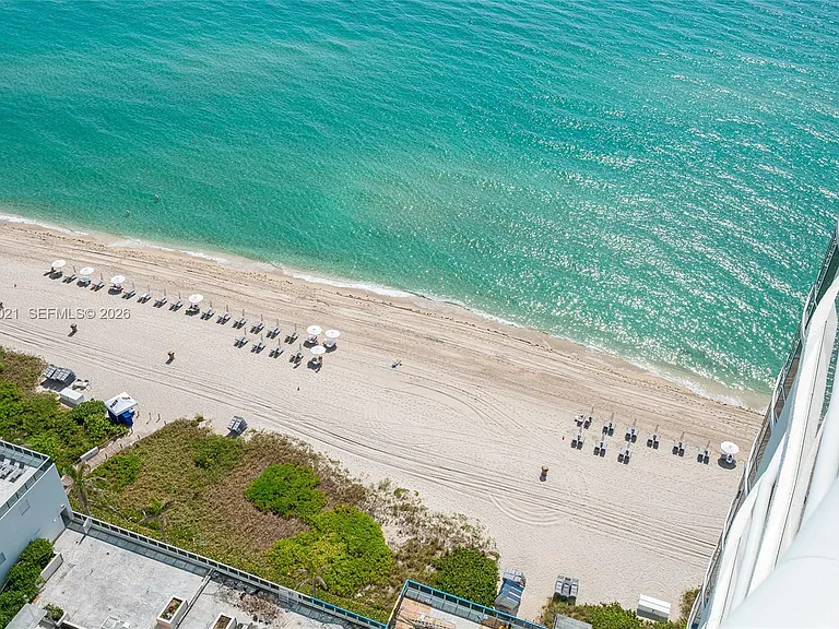 15901 Collins Ave #2303 — Photo 16