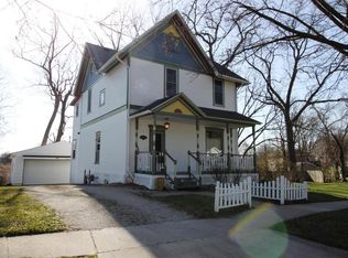 325 S Cottage St, Whitewater, WI 53190