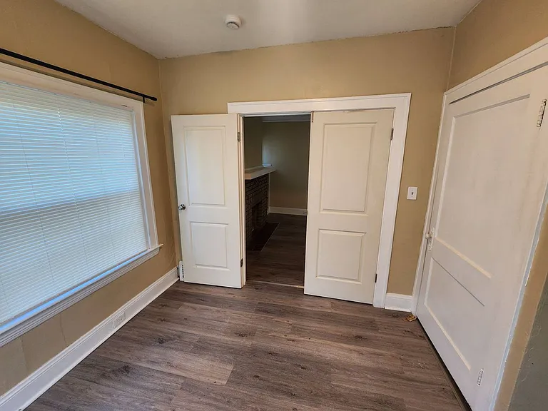 15816 Grovewood Ave — Photo 20