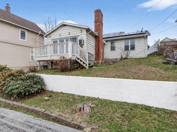 560 Locust Avenue, Port Chester, NY 10573