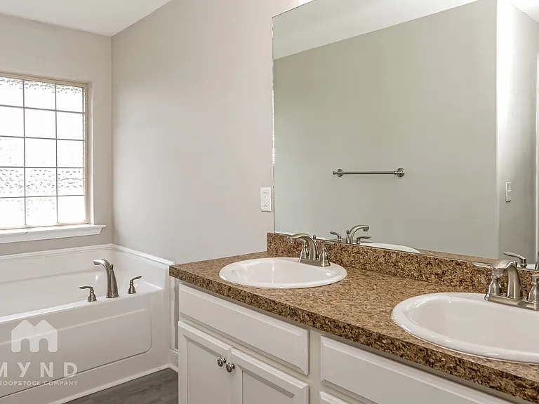136 Pitts Griffin Dr — Photo 13