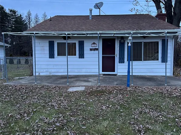 7357 Crest Rd, Lexington, MI 48450