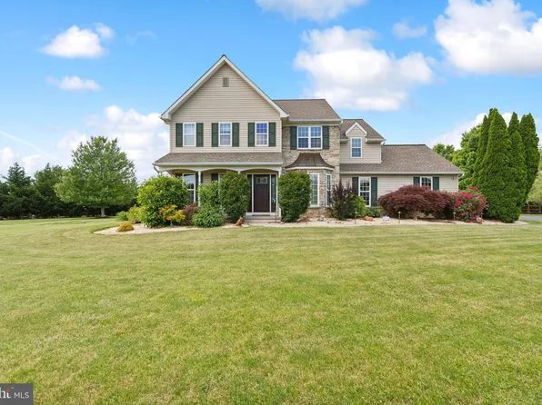 127 Valleyview Cir, Lincoln University, PA 19352