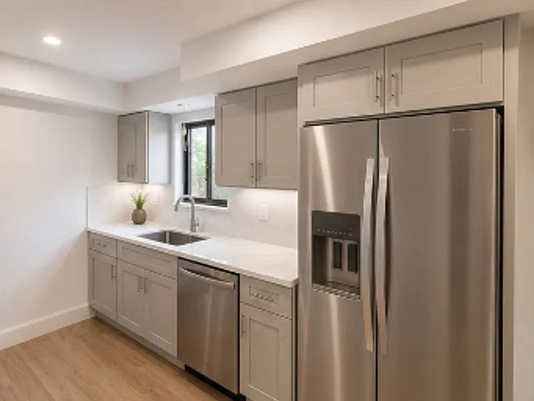 94 Beaconsfield Rd #201 — Photo 2
