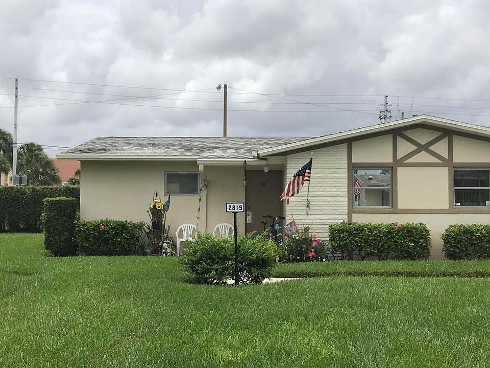 1st image of 2819 Ashley Dr W APT D