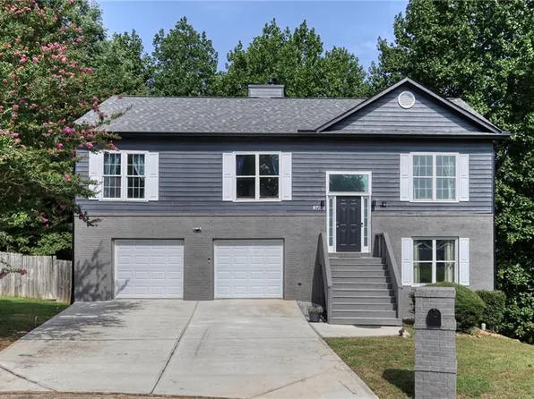 2490 Riverwood Spg, Ellenwood, GA 30294