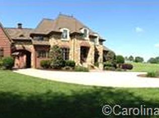 320 Billy Howie Rd, Waxhaw, NC 28173