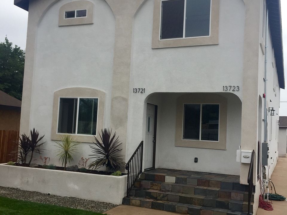 1st image of 13721 Willowbrook Ave