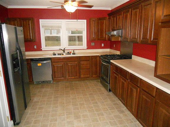 2nd image of 619 S 18th Ave
