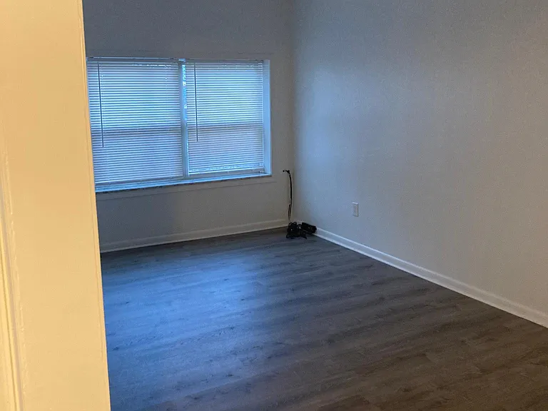 520 N Negley Ave #1 — Photo 3